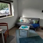 Apartmán Ferienwohnungen! Kleine Mit Terrasse! *