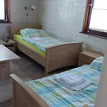 Apartmán Ferienwohnungen! Kleine Mit Terrasse! *